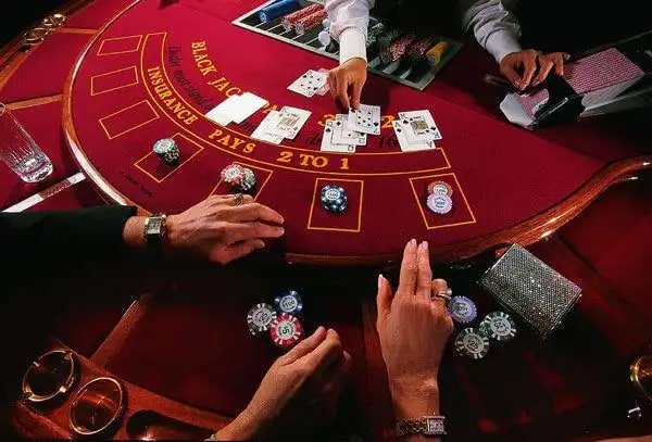 kocok arisan mobile app showing live blackjack table with betting panel kocok arisan mobile app showing live blackjack table with betting panel